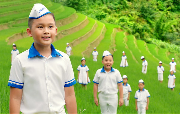 Clip “Vươn cao Việt Nam” gây sốt với hơn 12 triệu lượt xem ảnh 1