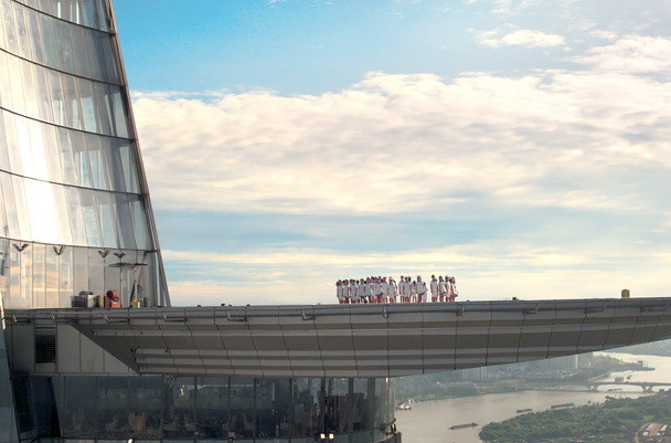 Clip “Vươn cao Việt Nam” gây sốt với hơn 12 triệu lượt xem ảnh 2