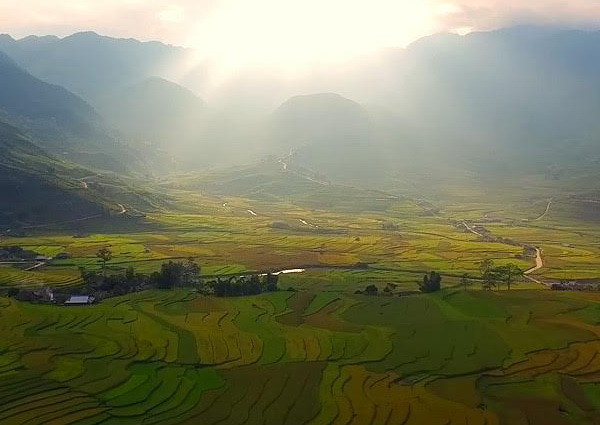 MV “Vươn cao Việt Nam” đã vượt mốc hơn 12 triệu lượt xem ảnh 2