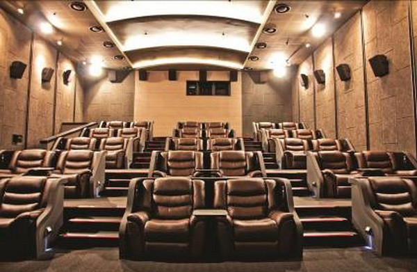 Khám phá Vincom Center Nguyễn Chí Thanh trước ngày khai trương ảnh 3