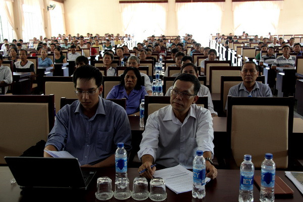 Vinamilk tái ký trực tiếp với hàng ngàn hộ chăn nuôi bò sữa ảnh 1