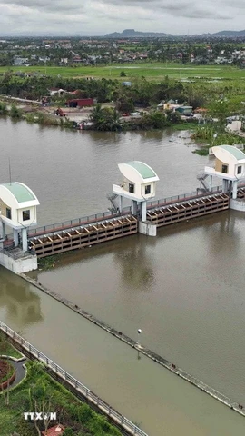 Cống cầu Xe thuộc Hệ thống công trình thủy lợi Bắc Hưng Hải. (Ảnh: Vũ Sinh/TTXVN)