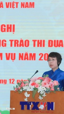 Bí thư Đảng ủy, Tổng Giám đốc TTXVN Vũ Việt Trang phát động phong trào thi đua năm 2026. (Ảnh: Phan Phương/TTXVN)