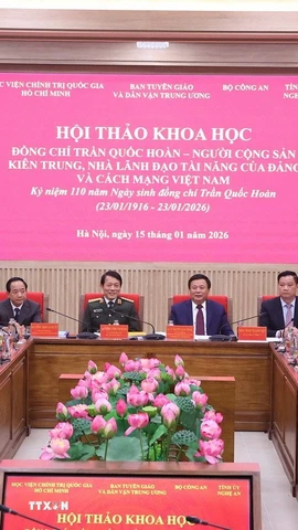 Hội thảo khoa học với chủ đề: “Đồng chí Trần Quốc Hoàn - Người Cộng sản kiên trung, nhà lãnh đạo tài năng của Đảng và Cách mạng Việt Nam." (Ảnh: Văn Điệp/TTXVN)