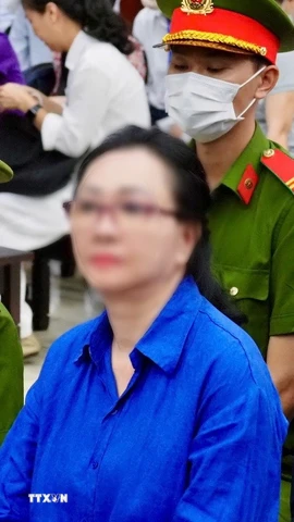 Bị cáo Trương Mỹ Lan tại phiên tòa. (Ảnh: Hồng Giang/TTXVN)