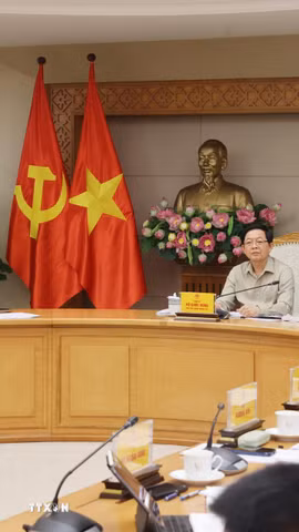 Phó Thủ tướng Hồ Quốc Dũng chủ trì họp về điều chỉnh Quy hoạch sử dụng đất quốc gia thời kỳ 2021-2030, tầm nhìn đến năm 2050. (Ảnh: Lâm Khánh/TTXVN)
