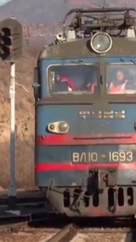 Một đoàn tàu chở khoảng 1.300 tấn xăng do Azerbaijan sản xuất đã đi qua Gruzia để vào Armenia. (Nguồn: Arka)