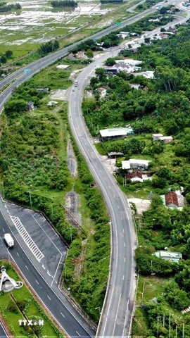 Cao tốc Vân Phong-Nha Trang có tổng mức đầu tư hơn 11.800 tỷ đồng. (Ảnh: Đăng Tuấn/TTXVN)