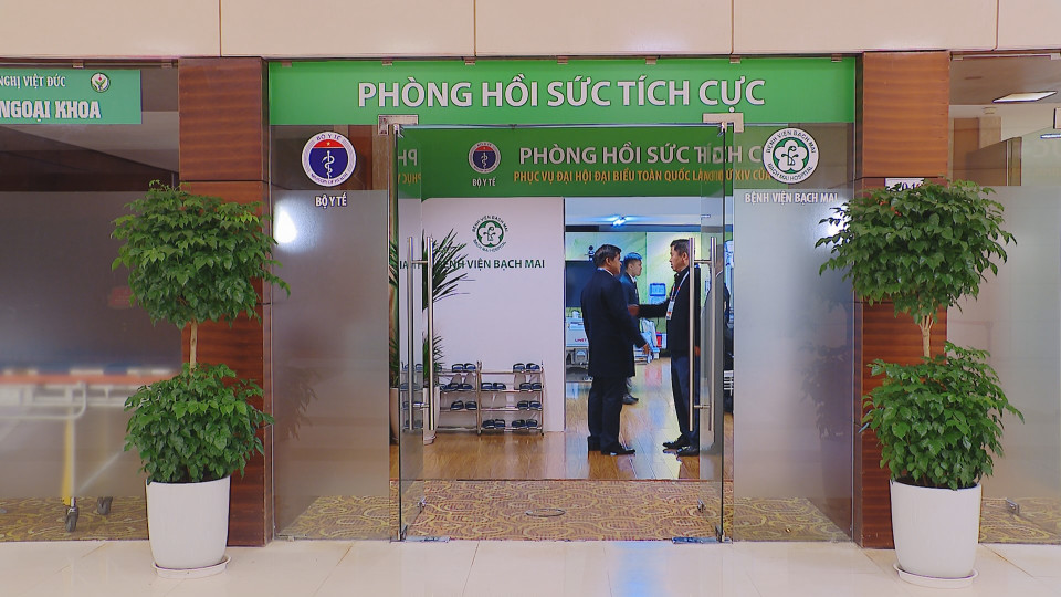 Phòng Hồi sức Tích cực tại Trung tâm Hội nghị quốc gia - nơi diễn ra tại Đại hội Đại biểu toàn quốc lần thứ XIV của Đảng. (Ảnh: Vũ Kiểm/Vietnam+)