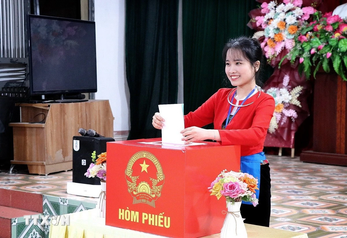 Cử Tri Phú Thọ, Bắc Ninh Hăng Hái Đi Bầu Cử Từ Sáng Sớm, Gửi Trọn Niềm Tin