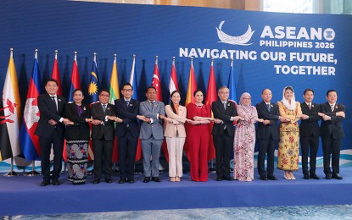 Philippines Thúc Đẩy Cơ Chế Chia Sẻ Nhiên Liệu ASEAN Ứng Phó Khủng Hoảng