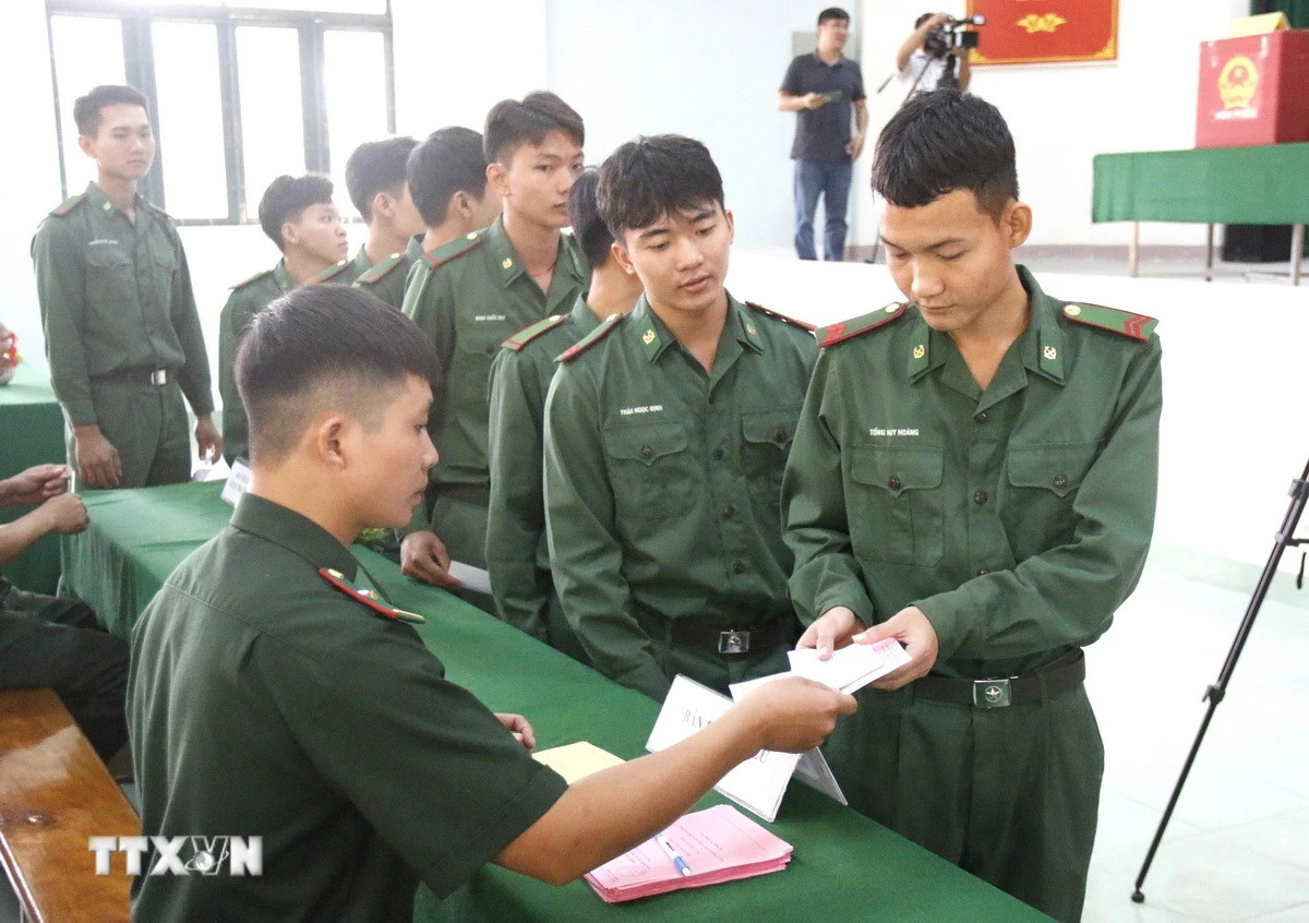 Cử Tri Lâm Đồng Náo Nức Tham Gia Bầu Cử Đại Biểu Quốc Hội Và Hội Đồng Nhân Dân