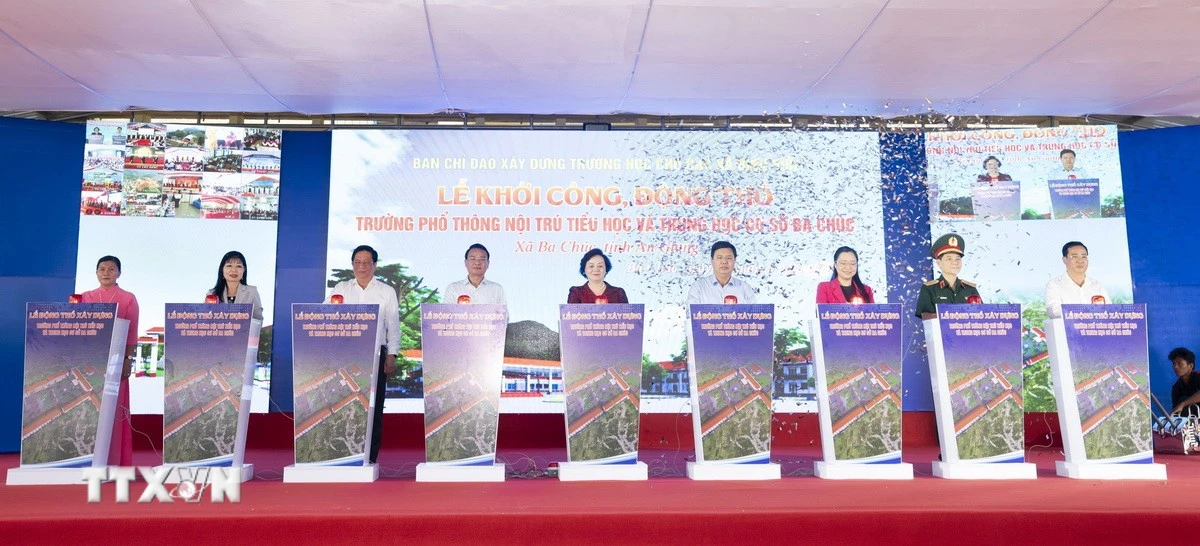 Hoàn thành các dự án xây dựng trường nội trú liên cấp trước tháng 9 năm nay