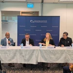 Các diễn giả tại hội thảo. (Ảnh: Việt Dũng/Vietnam+)