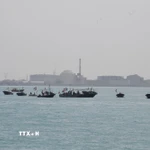 Tàu chiến của Lực lượng Vệ binh Cách mạng Hồi giáo Iran tại Vịnh Persian, gần Bushehr, Iran. (Nguồn: THX/TTXVN)