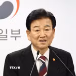Bộ trưởng Thống nhất Hàn Quốc Chung Dong Young (Ảnh: Yonhap/TTXVN)