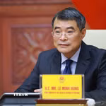 Chiều 15/4/2026, tại Trụ sở Chính phủ, Thủ tướng Lê Minh Hưng dự và phát biểu tại Hội nghị Thượng đỉnh trực tuyến Cộng đồng phát thải ròng bằng 0 châu Á (AZEC) mở rộng về tự chủ năng lượng, do Thủ tướng Nhật Bản Takaichi Sanae chủ trì. (Ảnh: Dương Giang/TTXVN)