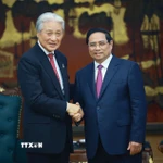 Thủ tướng Phạm Minh Chính tiếp Thống đốc tỉnh Tochigi (Nhật Bản) Fukuda Tomikazu. (Ảnh: Dương Giang/TTXVN)