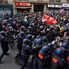 Tổng thống Macron thừa nhận thiếu sót trong ứng phó làn sóng bạo lực tại Pháp