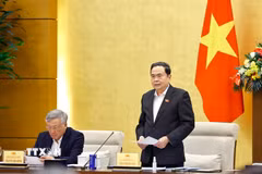 Chủ tịch Quốc hội Trần Thanh Mẫn chủ trì Phiên họp thứ tư của Hội đồng Bầu cử quốc gia. (Ảnh: Doãn Tấn/TTXVN)