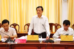 Ông Nguyễn Tri Thức phát biểu tại một buổi làm việc. (Ảnh: Ánh Tuyết/TTXVN)
