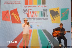 Các nghệ sỹ biểu diễn tại chương trình công bố dự án Liên hoan Nhạc Jazz quốc tế Hà Nội 2026 (Hanoi Jazztival 2026). (Ảnh: Khánh Hòa/TTXVN)