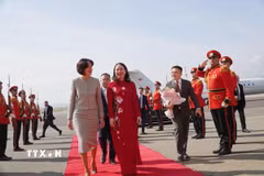 Phó Chủ tịch nước Võ Thị Ánh Xuân đến thủ đô Tbilisi, bắt đầu thăm chính thức Gruzia. (Ảnh: Tâm Hằng/TTXVN)