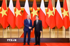Chủ tịch Quốc hội Trần Thanh Mẫn hội kiến Thủ tướng Ba Lan Donald Tusk. (Ảnh: Doãn Tấn/TTXVN)