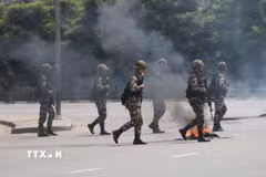 Quân đội Nepal tuần tra tại Kathmandu sau khi chính phủ ban hành lệnh giới nghiêm, ngày 9/9/2025. (Nguồn: AA/TTXVN)