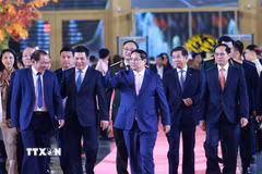 Tối 3/11/2025, tại Hà Nội, Thủ tướng Phạm Minh Chính dự Lễ bế mạc Hội chợ Mùa thu lần thứ nhất - năm 2025. (Ảnh: Dương Giang/TTXVN)
