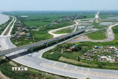 Dự án đầu tư xây dựng tuyến đường bộ cao tốc Ninh Bình-Hải Phòng. (Ảnh: Quốc Khánh/TTXVN)