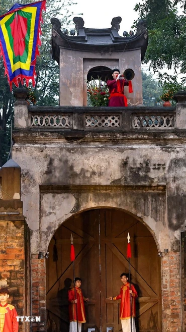 Tưng bừng lễ Mở cửa Ô khởi đầu mùa Xuân Thăng Long