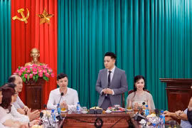 Victor Vũ gia nhập cuộc đua phim lịch sử, đụng độ nhiều đạo diễn 'trăm tỷ' 
