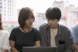 Hồng Khanh và Trần "Bờm" trong vai cặp "thanh mai trúc mã" mới của điện ảnh Việt. (Ảnh: Đoàn phim cung cấp)