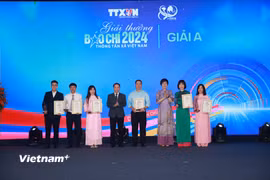 Mùa giải Báo chí Thông tấn xã Việt Nam năm 2024 có 30 giải Khuyến khích, 18 giải C, 14 giải B và 6 giải A các thể loại và 2 giải thưởng Chuyên đề. (Ảnh: Hoài Nam/Vietnam+)