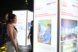 Rực rỡ triển lãm ảnh Giải thưởng Công nghệ từ trái tim 2025 trong đêm