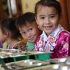 Bữa ăn bán trú đảm bảo dinh dưỡng của học sinh tỉnh Cao Bằng với sự bảo trợ của Quỹ Vì tầm vóc Việt. (Ảnh: PV/Vietnam+)