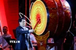 Chủ tịch nước Lương Cường đánh trống khai hội, mừng Xuân Ất Tỵ năm 2025. (Ảnh: Lâm Khánh/TTXVN)