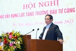 Thủ tướng Phạm Minh Chính phát biểu khai mạc Hội nghị thúc đẩy động lực tăng trưởng đầu tư công năm 2025. (Ảnh: Dương Giang/TTXVN)