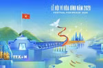 Nền của Bộ nhận diện là hình ảnh đặc trưng của quê hương Quảng Trị với dòng sông, đồng lúa, mái nhà, cánh đồng điện gió cùng các di tích lịch sử tiêu biểu trong hệ thống 647 di tích văn hóa, lịch sử trên địa bàn. (Ảnh: TTXVN phát)