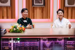 Hai phu nhân cùng nhau thăm Nhà hát lớn quốc gia Trung Quốc và có cuộc giao lưu, chia sẻ thân tình, cởi mở về các trải nghiệm thực tế cũng như việc giao lưu, phát triển văn hóa giữa hai nước. (Ảnh: TTXVN)