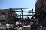 Tòa nhà bị phá hủy sau vụ không kích của Mỹ và Israel xuống Trường đại học Shahid Beheshti ở Tehran, Iran ngày 4/4. (Ảnh: THX/TTXVN)