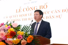 Thứ trưởng Bộ Tư pháp Mai Lương Khôi phát biểu. (Ảnh: Phạm Kiên/TTXVN)