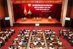 Kỳ họp thứ 26, Hội đồng Nhân dân tỉnh Quảng Ninh khóa 14, nhiệm kỳ 2021 - 2026. (Ảnh: Văn Đức/TTXVN) 