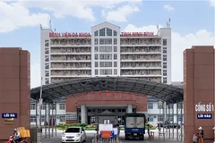 Bệnh viện Đa khoa tỉnh Ninh Bình cấp cứu các nạn nhân trong vụ tai nạn giao thông trên đường cao tốc.