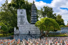 Nghĩa trang Liệt sĩ Quốc gia Trường Sơn, nơi yên nghỉ của 10.263 Anh hùng liệt sỹ đã ngã xuống trên tuyến đường Hồ Chí Minh huyền thoại. (Ảnh: TTXVN phát)