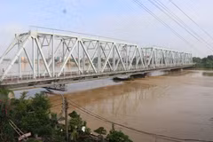 Sông Cầu, Thái Nguyên. (Ảnh: Thanh Thương/TTXVN)