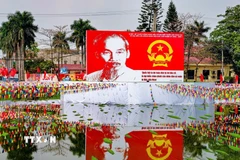 Chính quyền và nhân dân các xã mới thành lập trên địa bàn huyện Sóc Sơn cũ đang tích cực chuẩn bị cơ sở vật chất phục vụ công tác bầu cử. (Ảnh: Trung Nguyên/TTXVN)