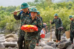 Thực hiện "Chiến dịch 500 ngày đêm", các đội quy tập đã tìm kiếm, cất bốc 60 hài cốt liệt sĩ trên địa bàn tỉnh Quảng Trị và nước bạn Lào. (Ảnh: TTXVN phát)