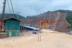 Dự án thủy điện Hồi Xuân, xã Phú Xuân, tỉnh Thanh Hóa sau 16 năm vẫn chưa hoàn thành. (Ảnh: Nguyễn Nam/TTXVN)